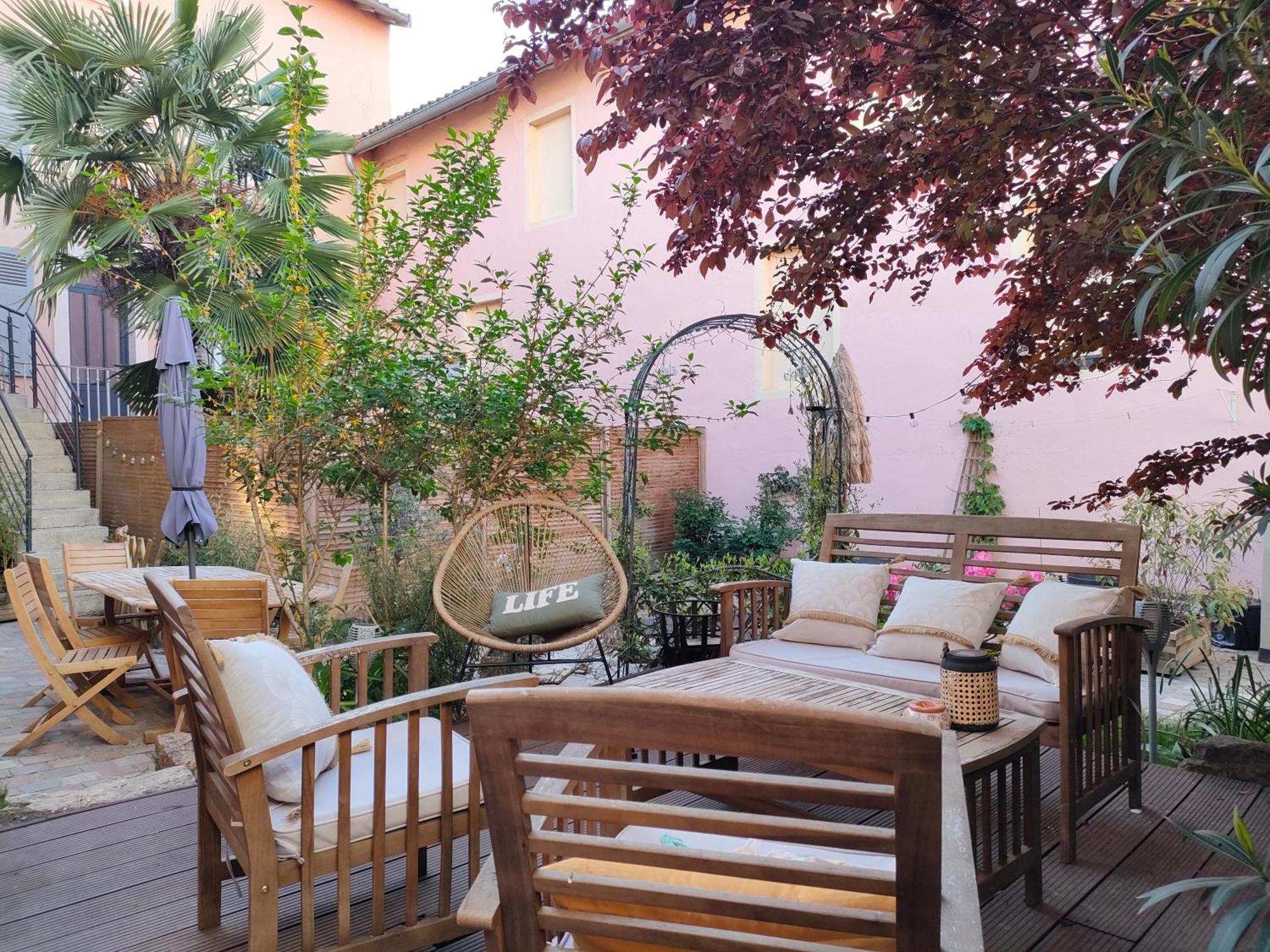 La Chamade En Beaujolais Bed and Breakfast Anse Buitenkant foto
