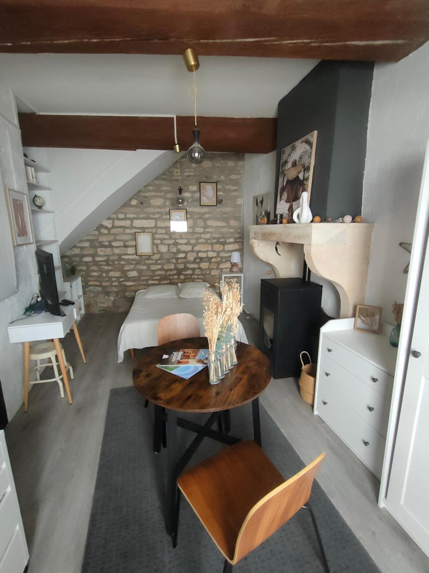 La Chamade En Beaujolais Bed and Breakfast Anse Buitenkant foto